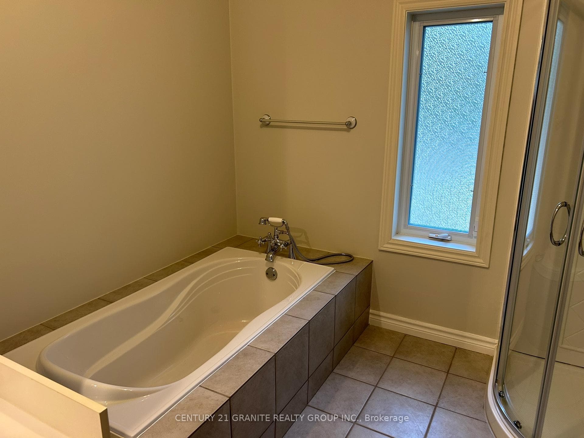 52 Tait Lane photo 19