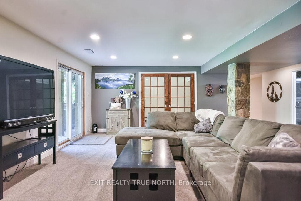 28 Nicholson Crescent photo 38