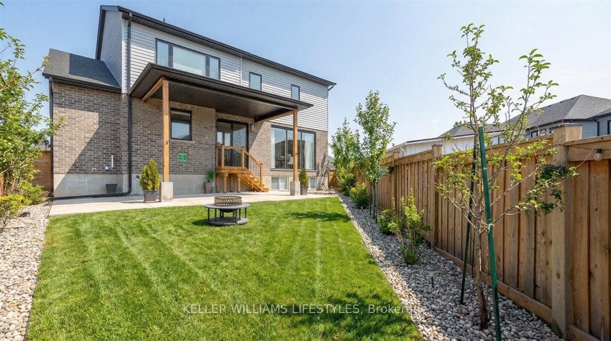 21 Locky Lane photo 39