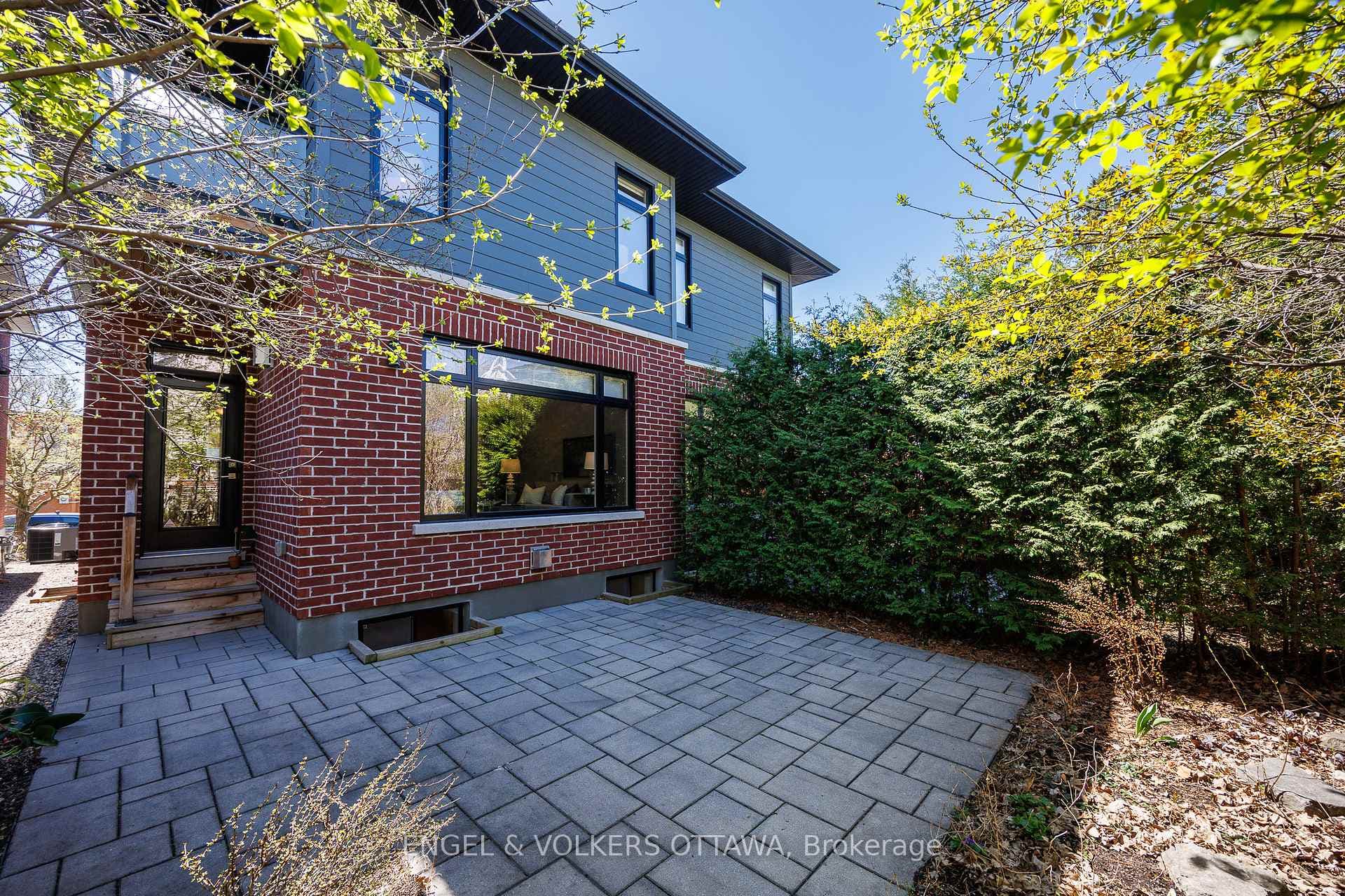35 Newton Street photo 49