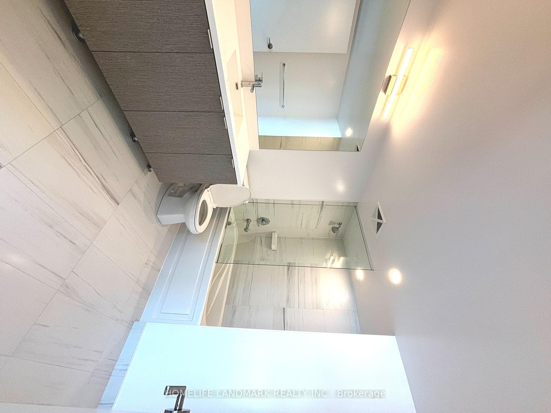 219 Dundas Street Unit 1107 photo 9