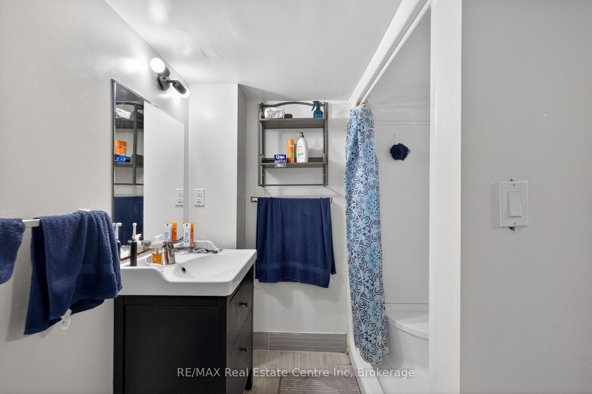 137 Dovercliffe Road photo 29