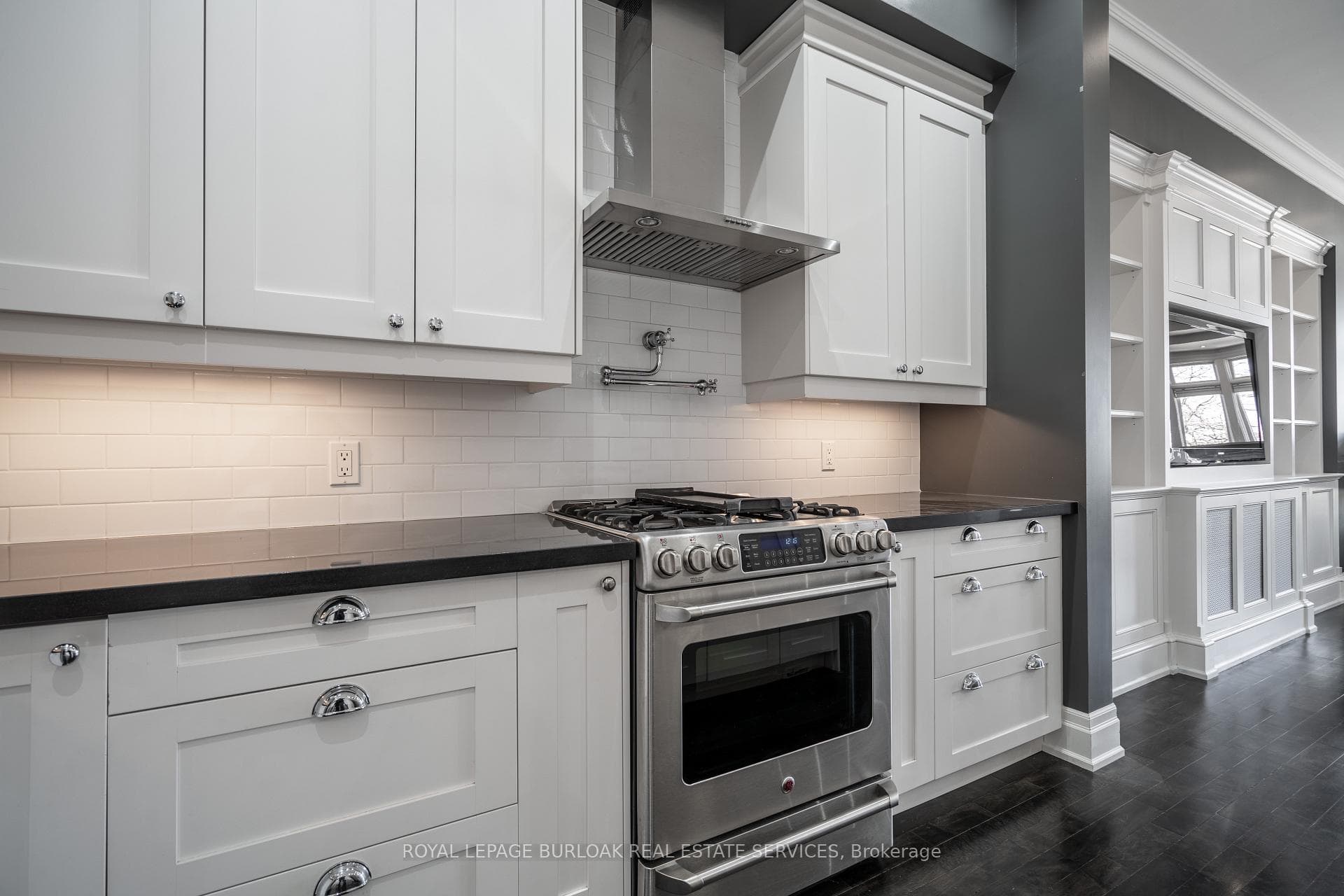 28 Front Street Unit 2 photo 13