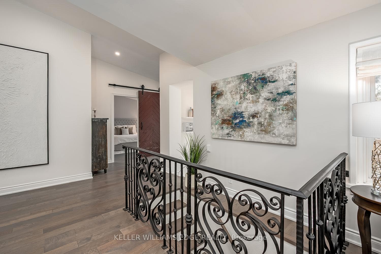403 Smith Avenue photo 22