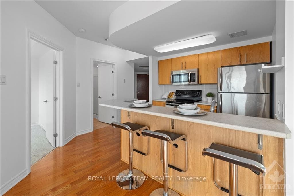 200 RIDEAU Street Unit 1109 photo 9