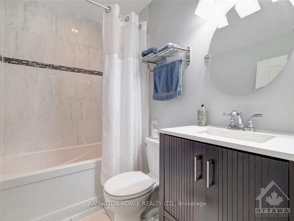 93 JASPER Avenue photo 18