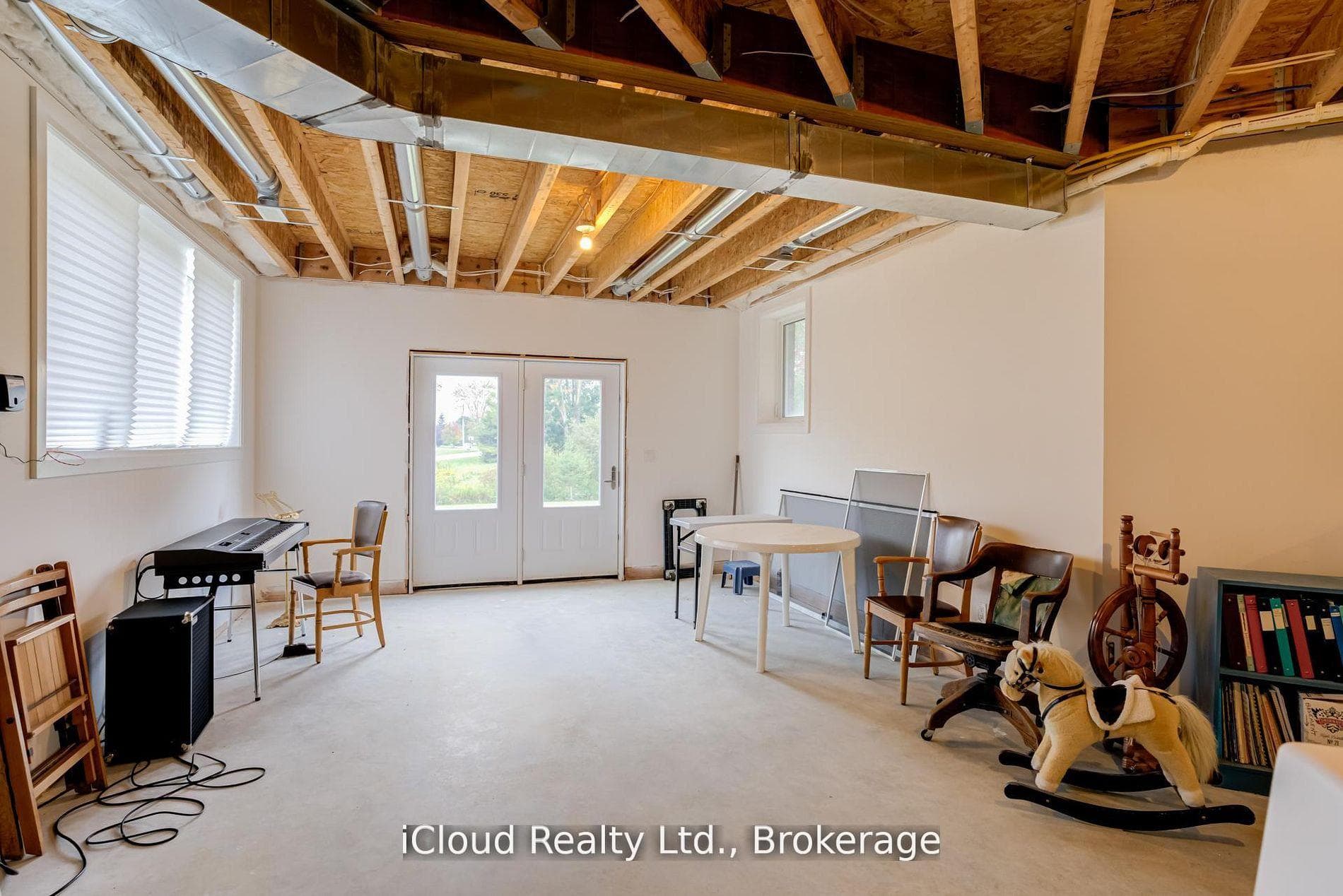 16 Highland Road photo 44