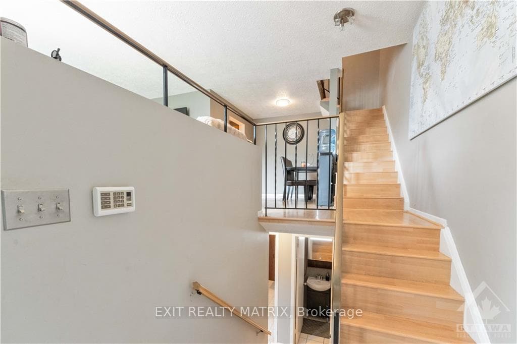 2629 BASELINE Road photo 4