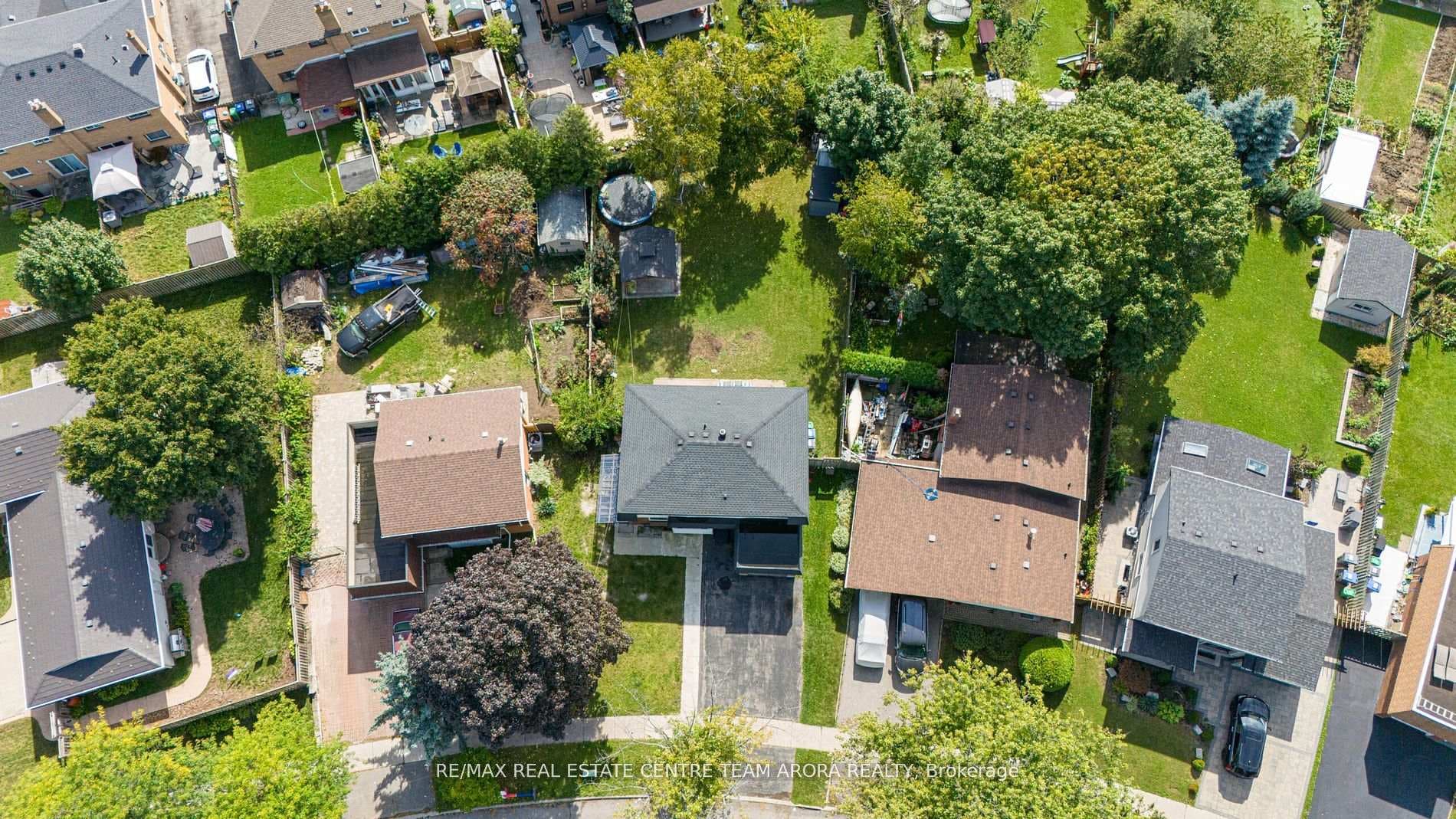 384 Lolita Gardens photo 39