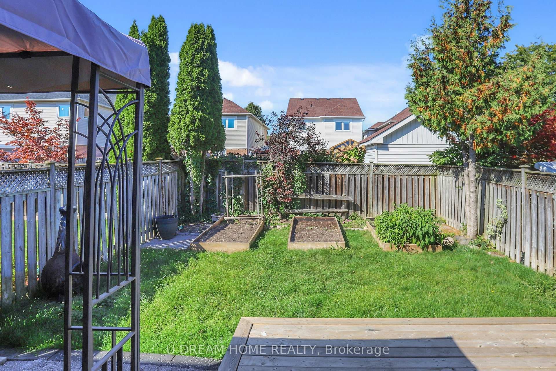 55 Catkins Crescent photo 29