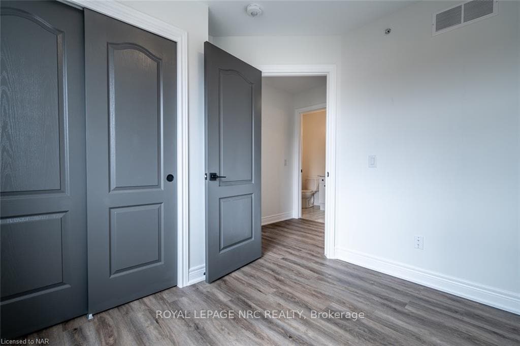 121A Moffatt Street Unit 17 photo 16