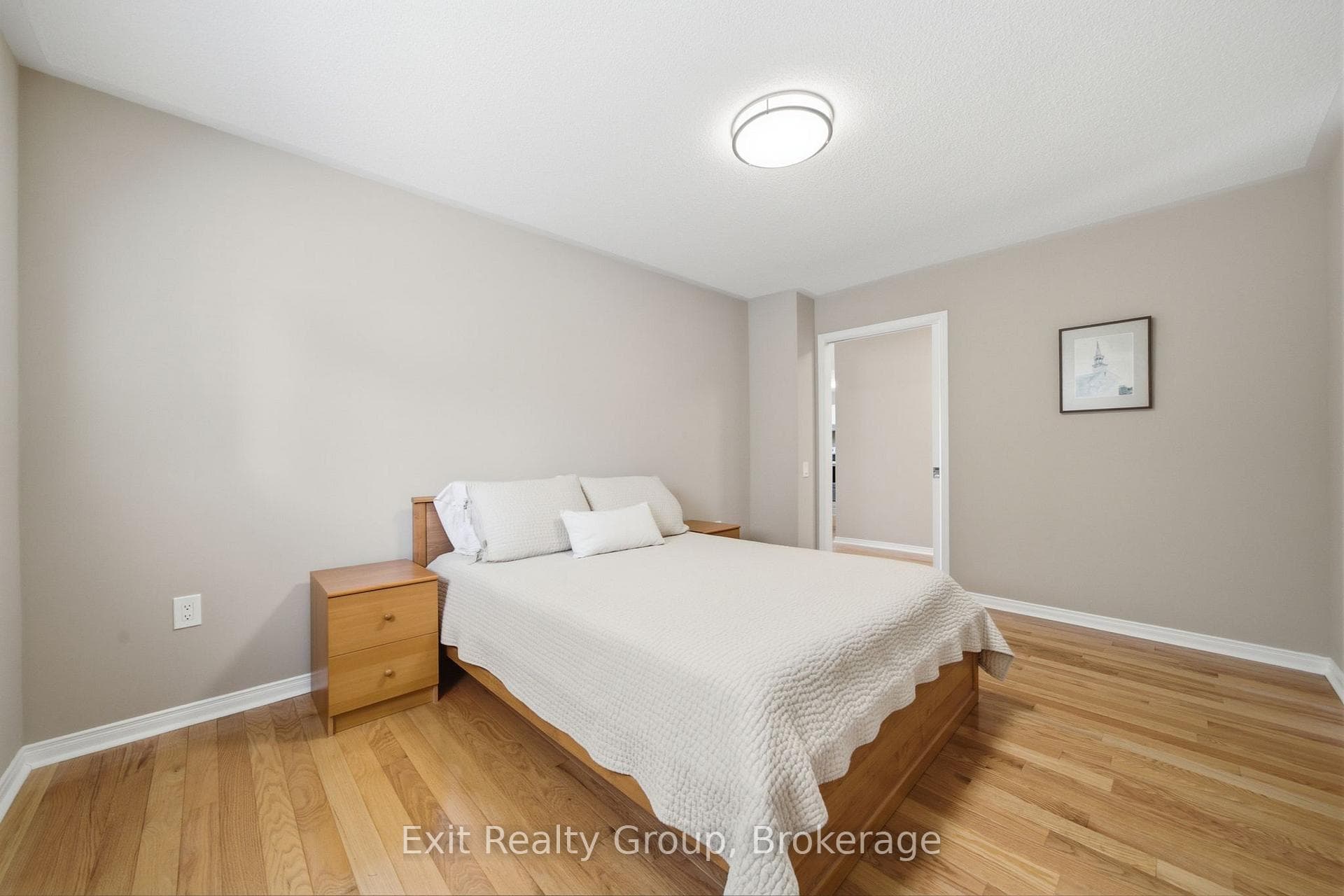 45 Heritage Drive photo 32