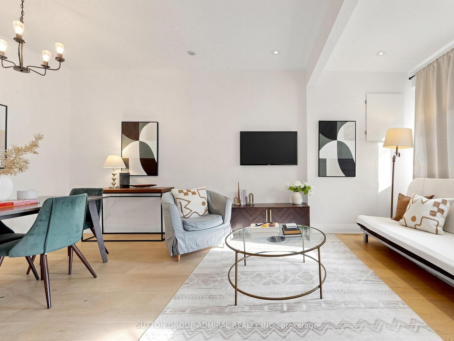 275 Victoria Park Avenue photo 4