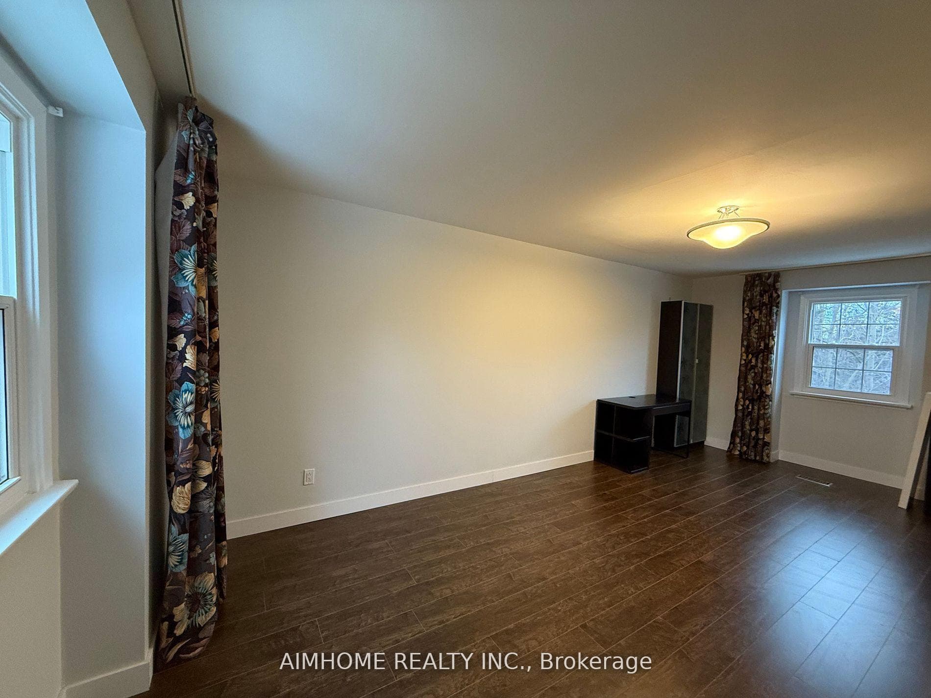 338 Steeles Avenue photo 14