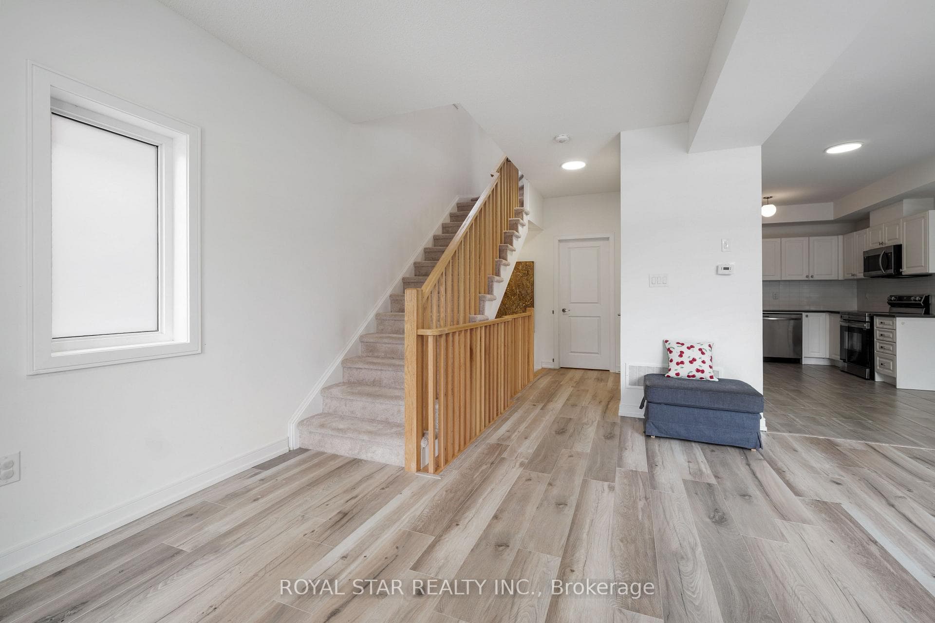 13 Red Maple Lane photo 9