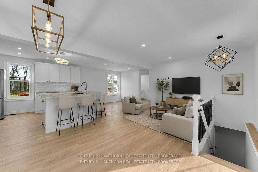 6682 Wheeler Street photo 9