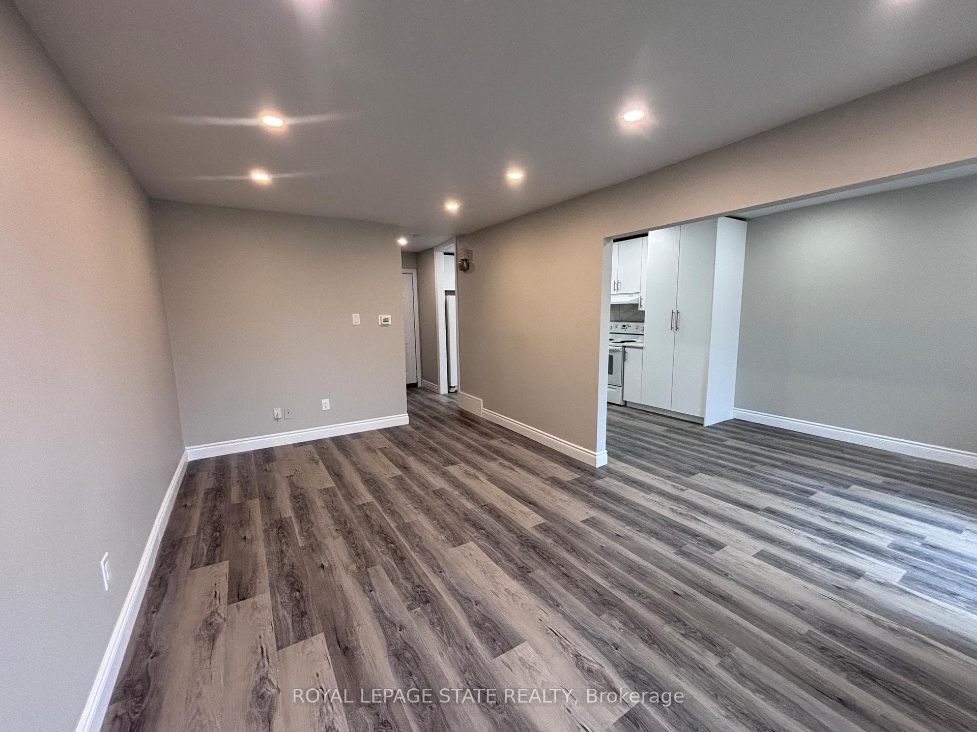 153 Limeridge Road Unit 4 photo 9