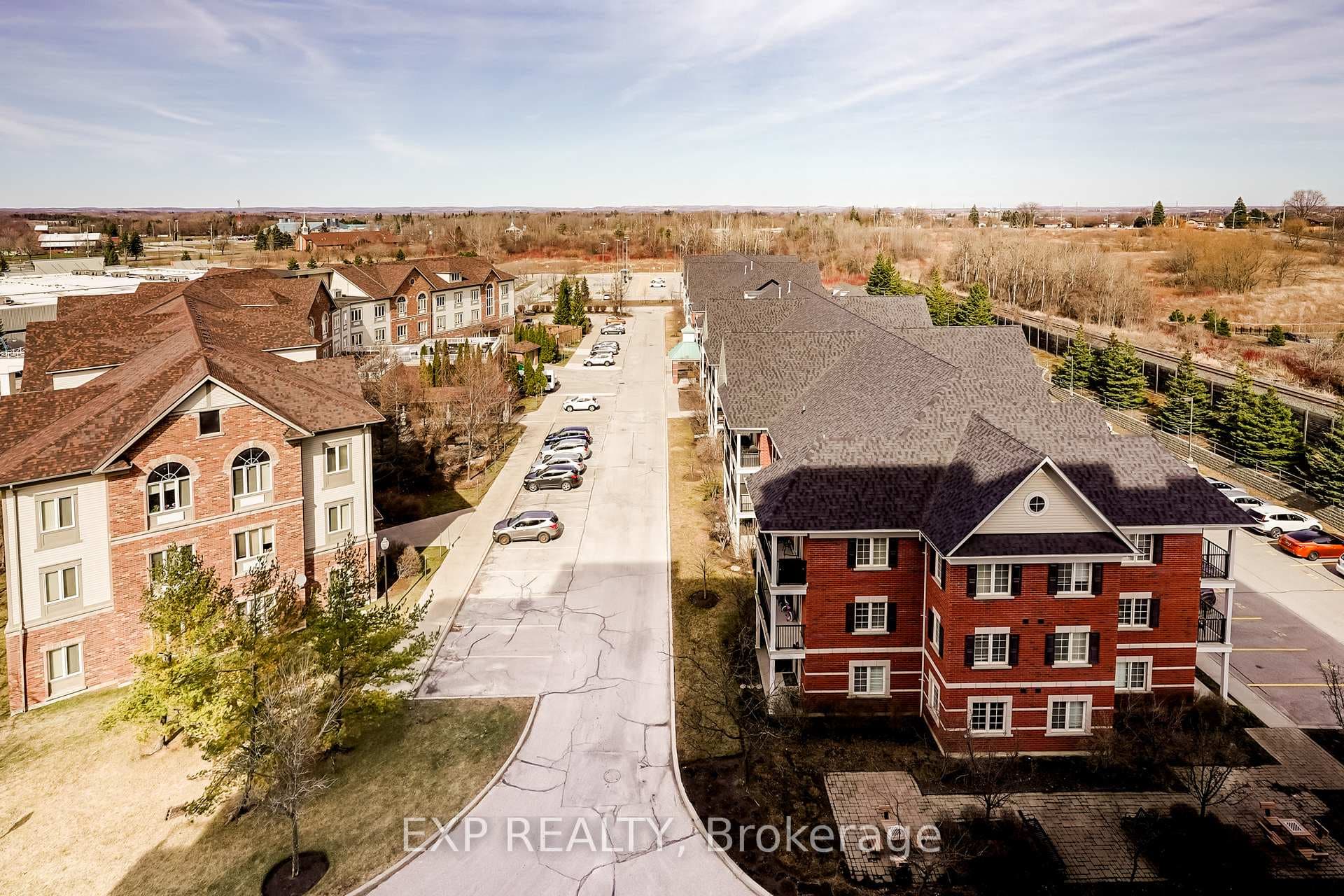55 Clarington Boulevard Unit 806 photo 33