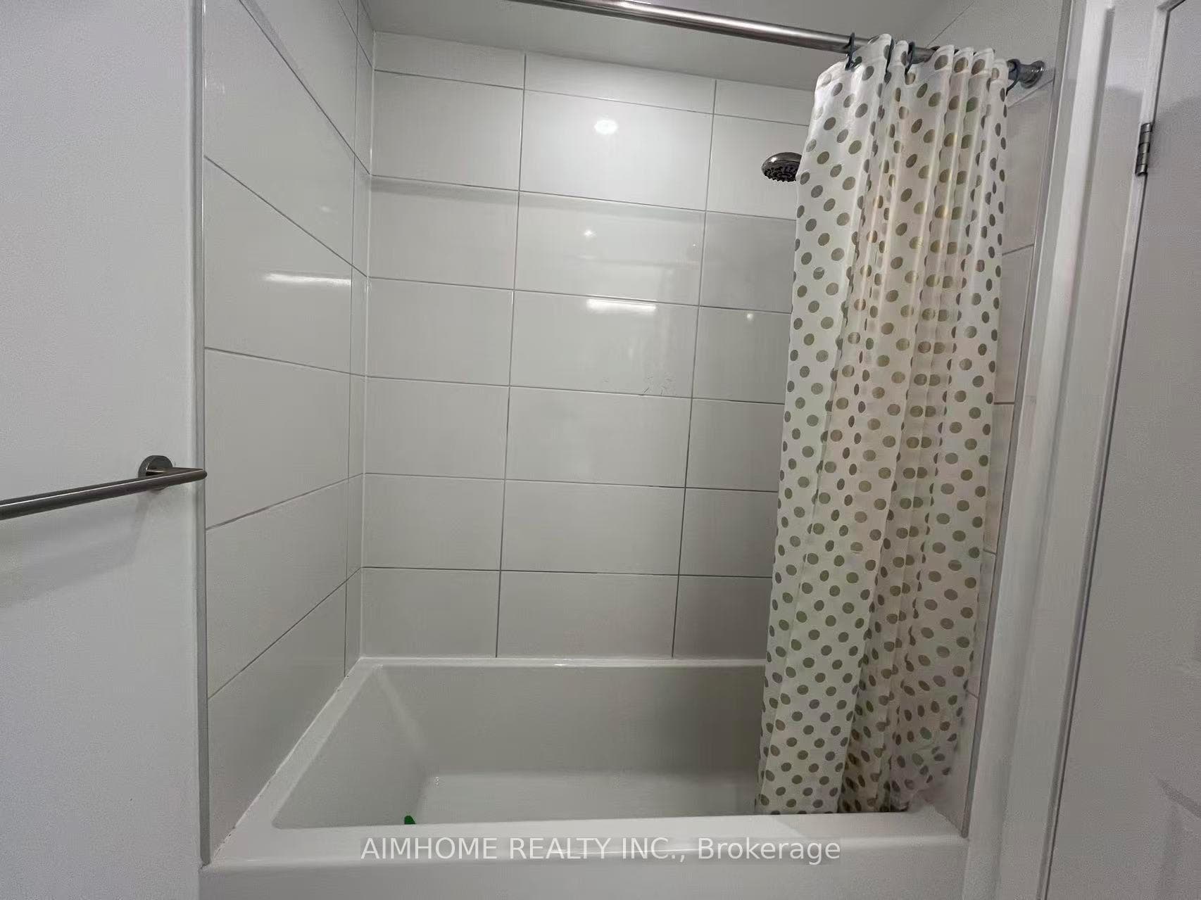 395 Bloor Street Unit 4707 photo 5