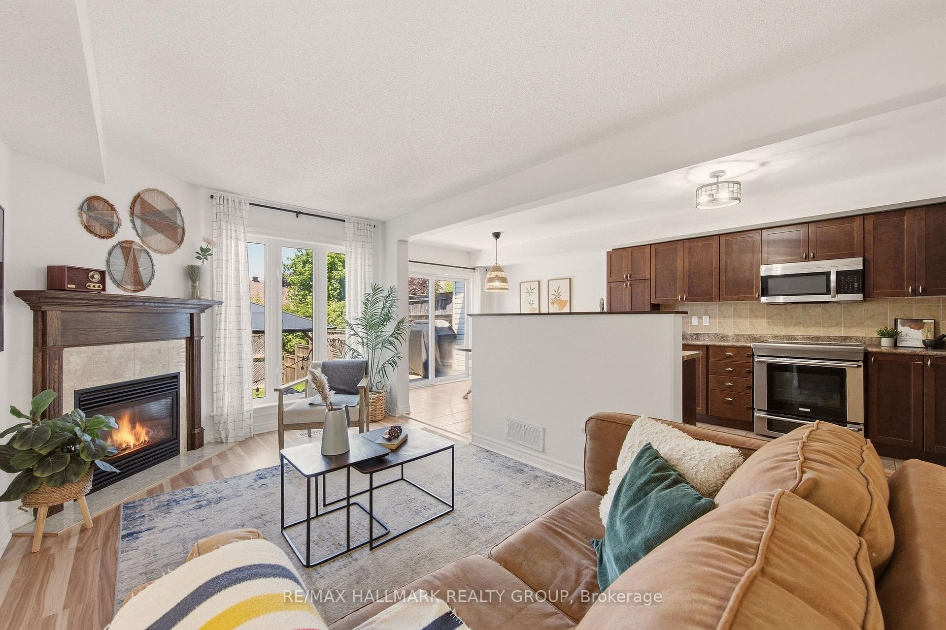 154 Talltree Crescent photo 10