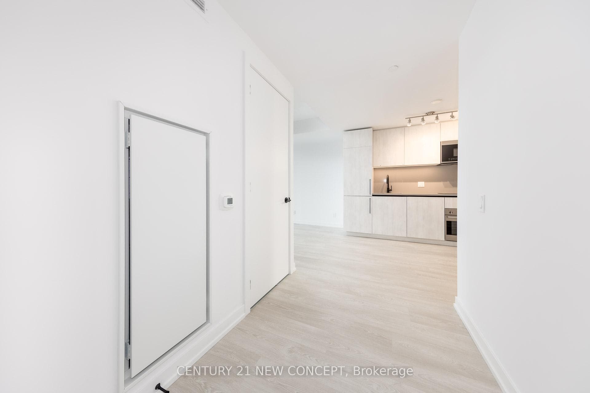 35 Parliament Street Unit 430 photo 10