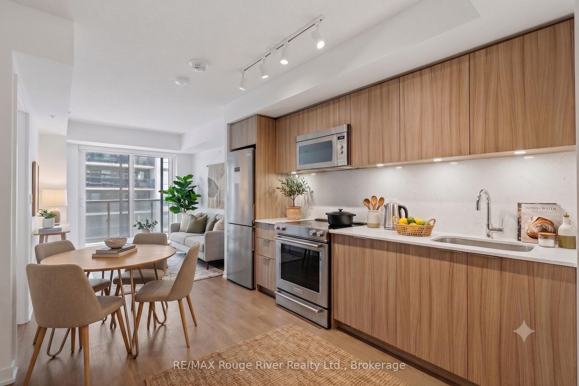 30 Samuel Wood Way Unit 1005 photo 9