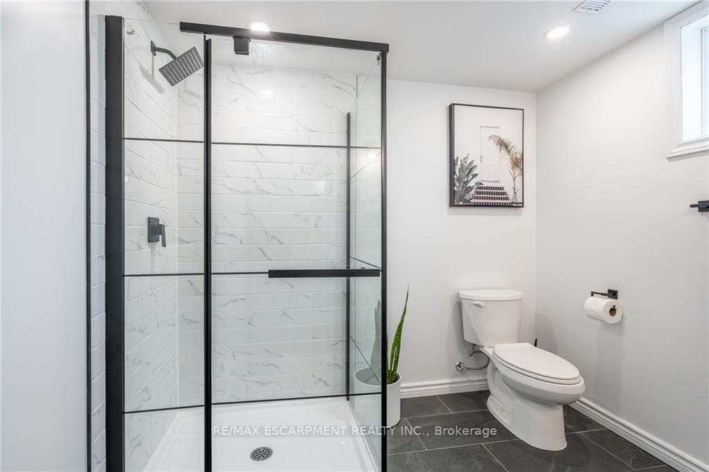 Lower Level 3pc Bath