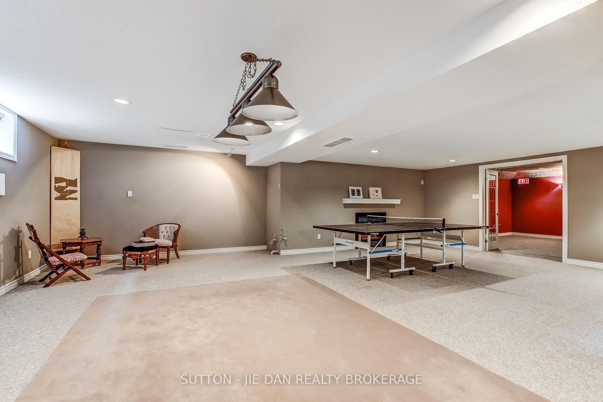 631 Whitehaven Crescent photo 22