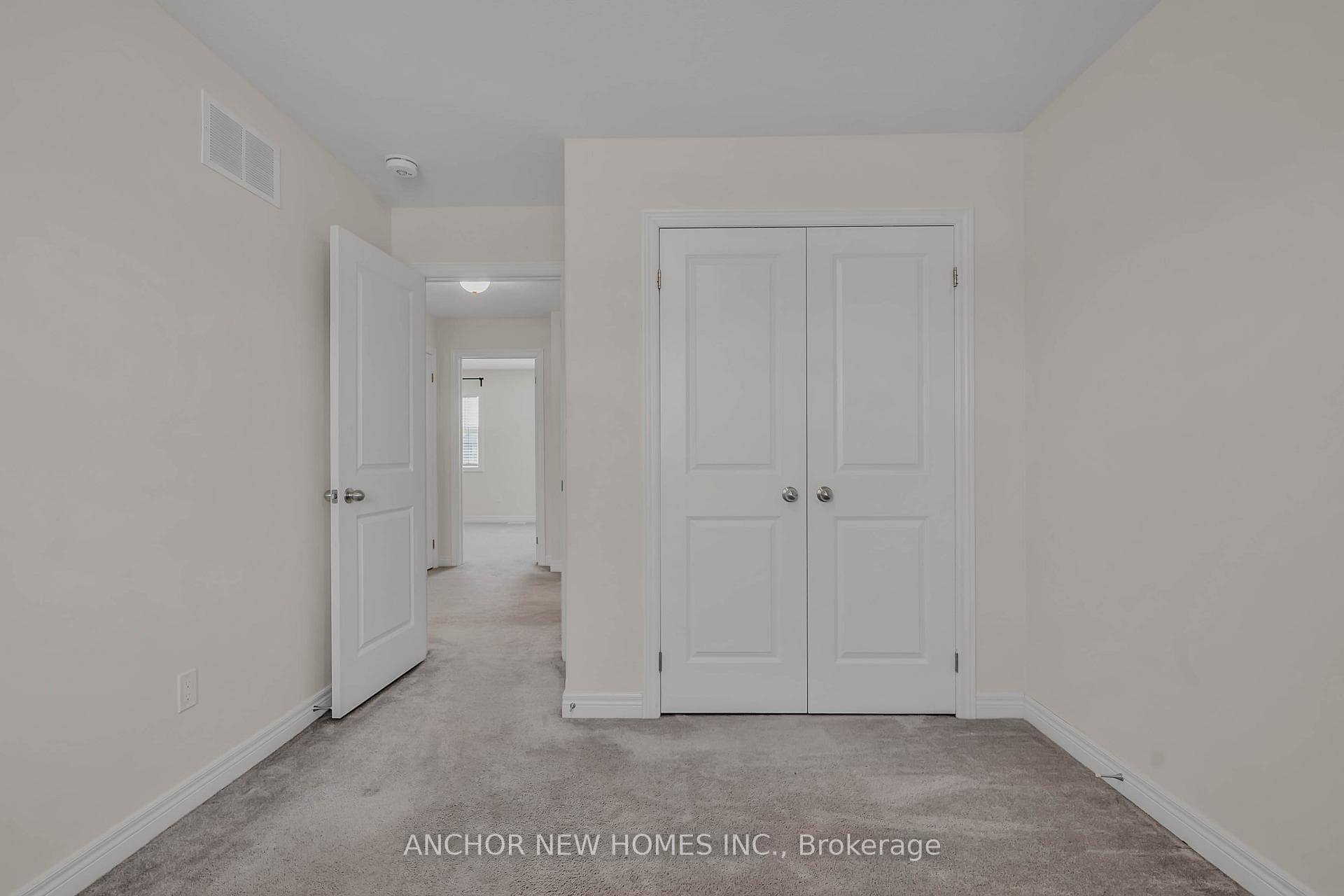 883 Broadway Boulevard photo 22