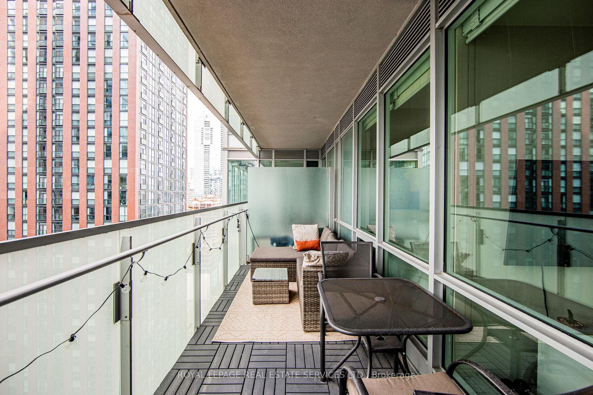 80 John Street Unit 2807 photo 26