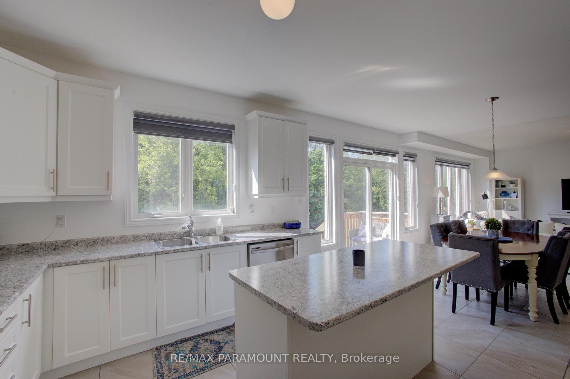 30 Kirby Avenue photo 28