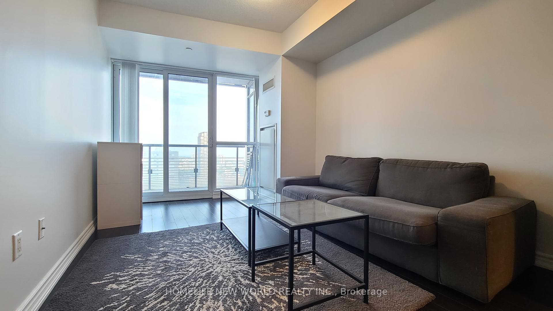 386 Yonge Street Unit 2905 photo 3