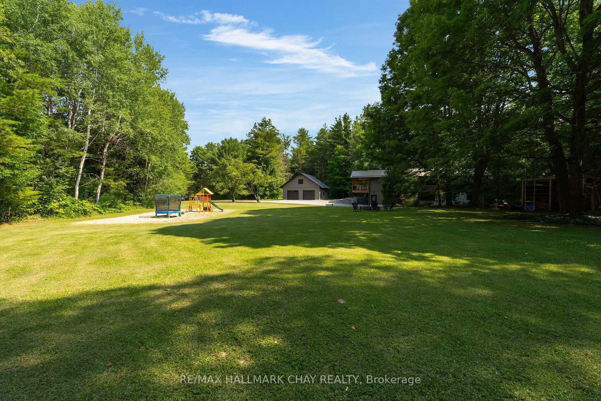 780 Marshall Road, Tiny