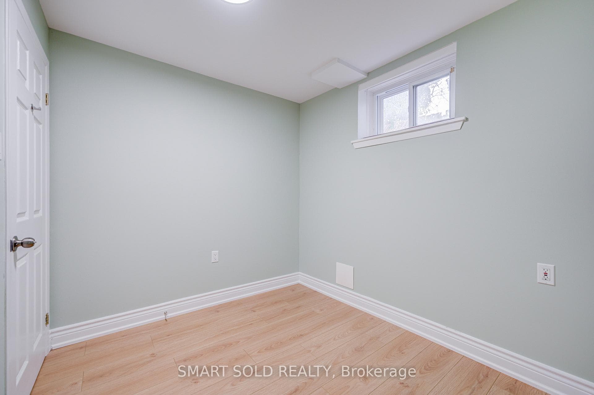 285 Churchill Avenue photo 44