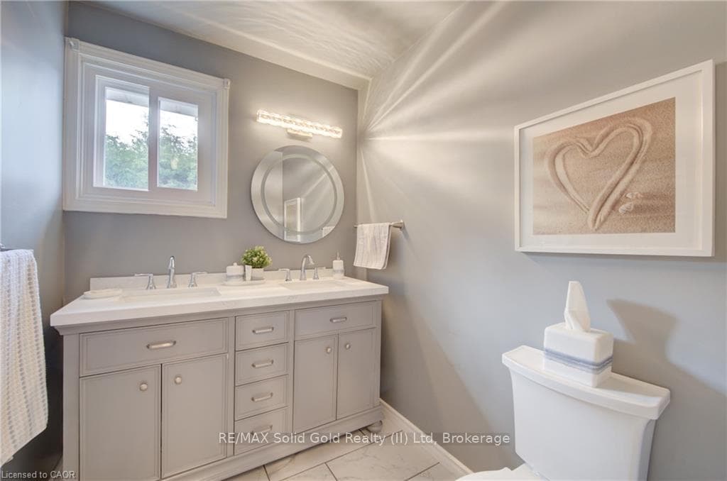 83 William Street photo 23