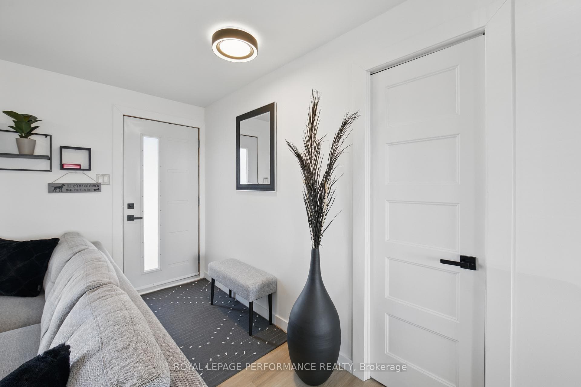 1699 Bay Road photo 4