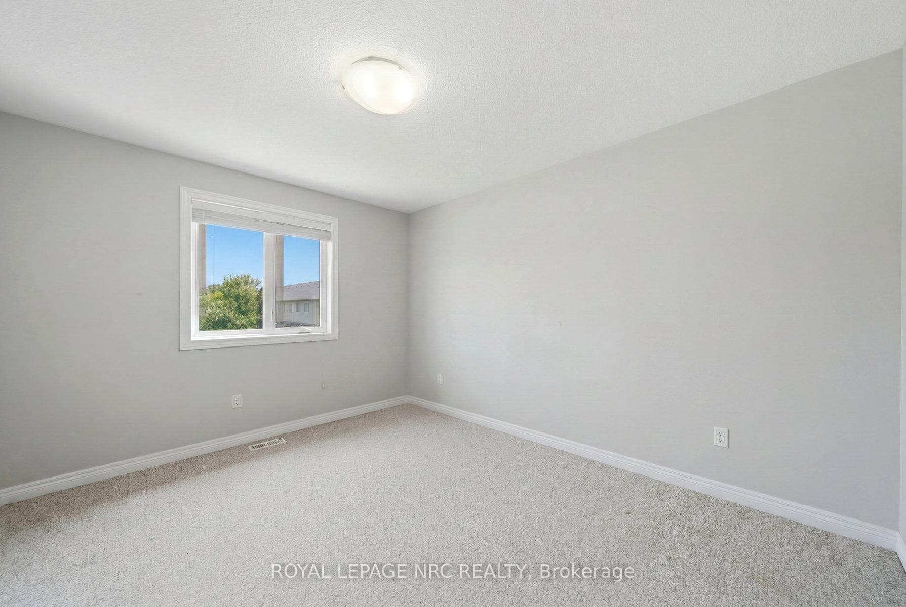 Tenant belongings removed from pic
