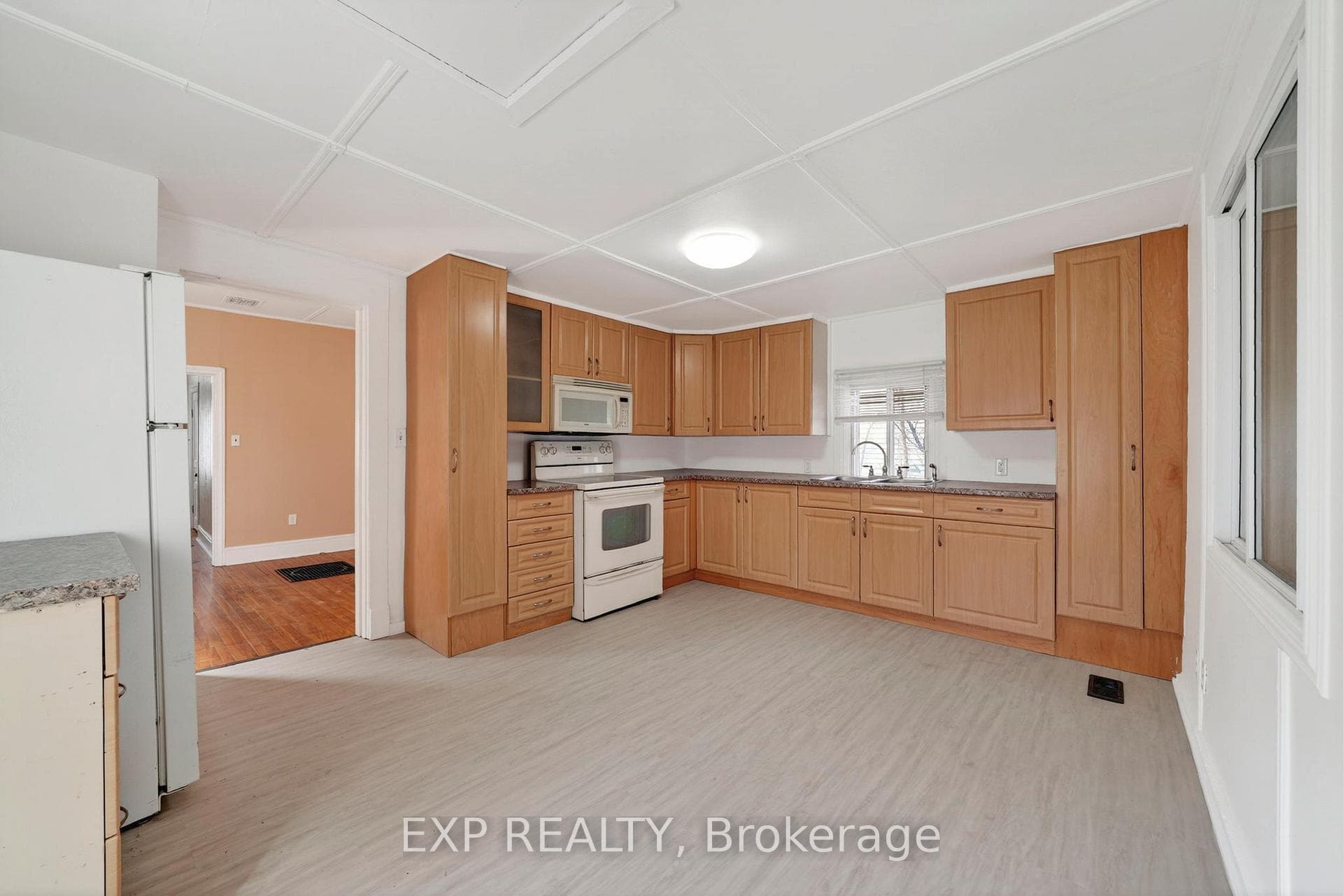 231 Water Street photo 13