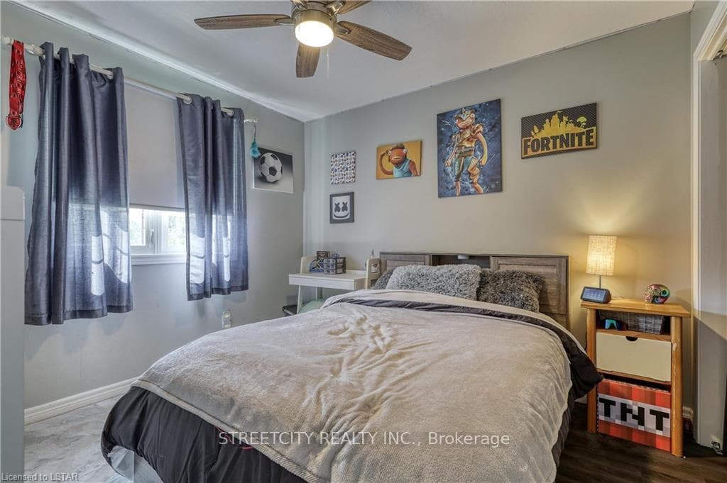 2 Mulberry Lane photo 25
