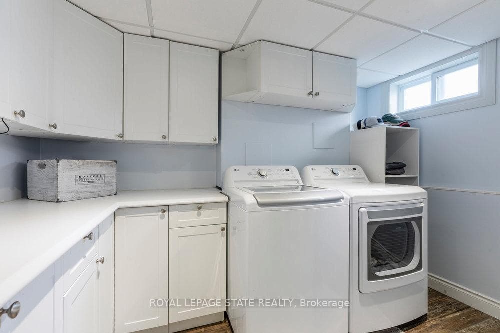 44 Kemp Drive photo 35