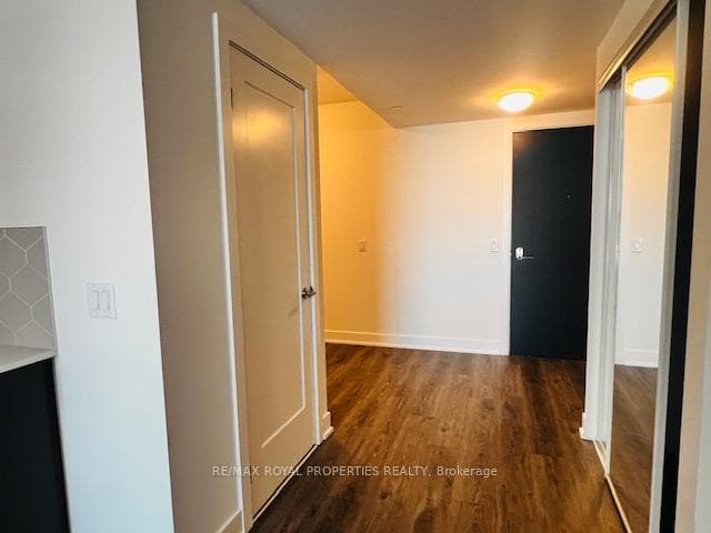 2545 Simcoe Street Unit 1612 photo 17