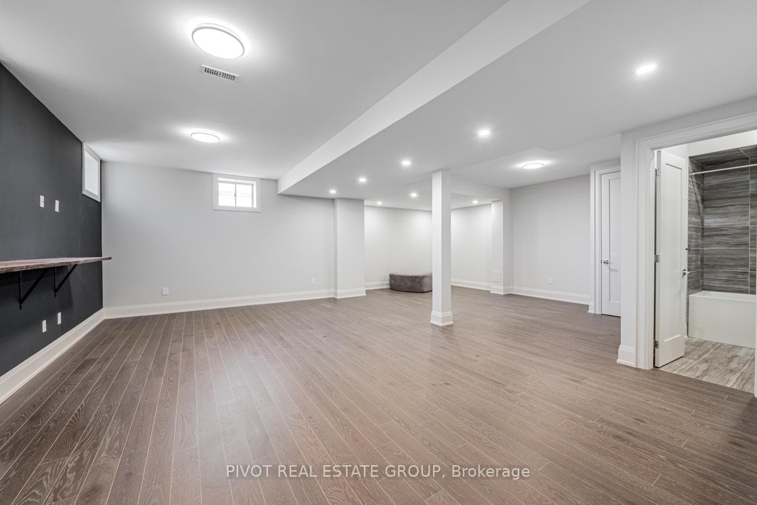 4 Clara May Avenue photo 34