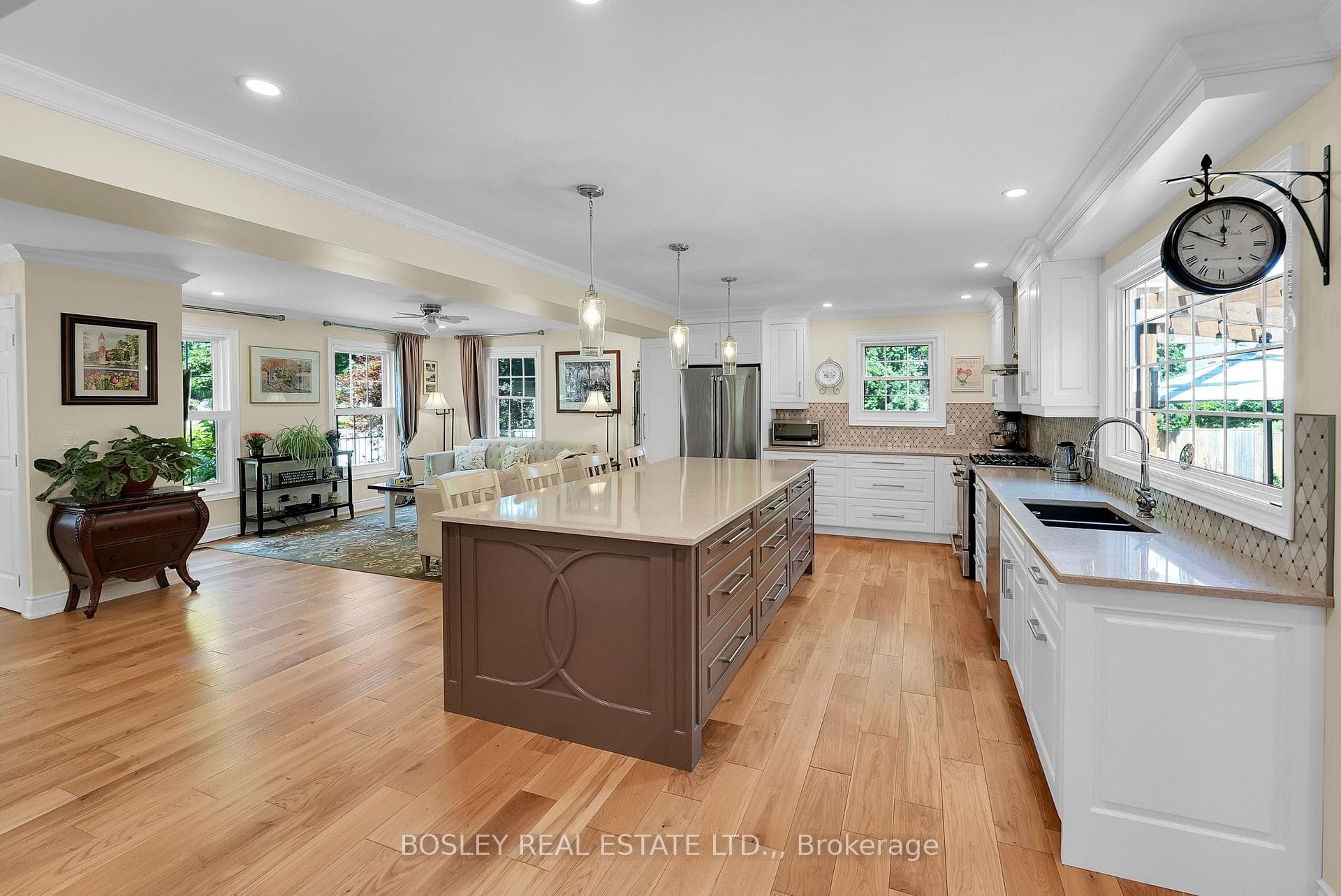 Large kitchen