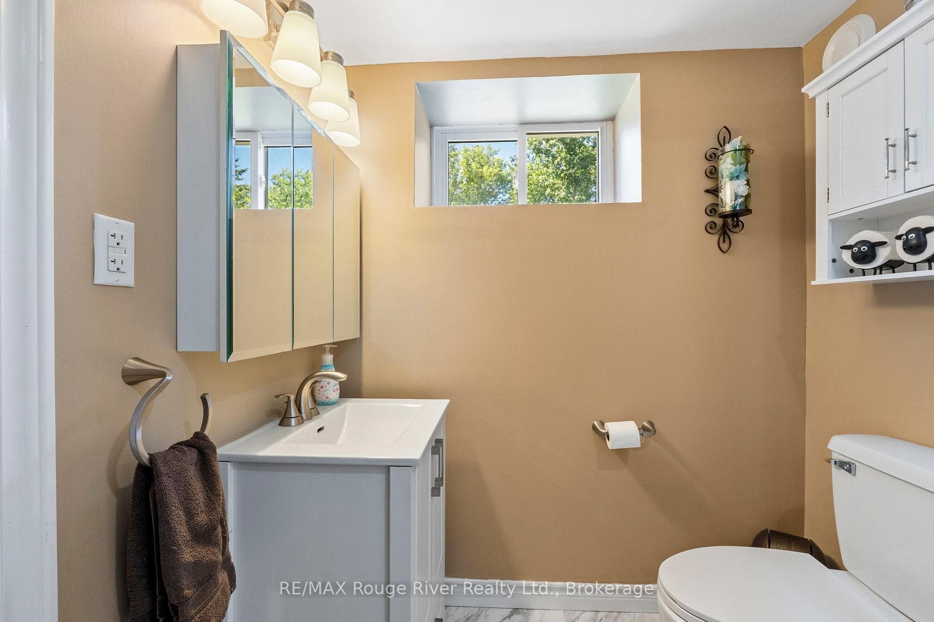 8910 Lewis Court photo 28