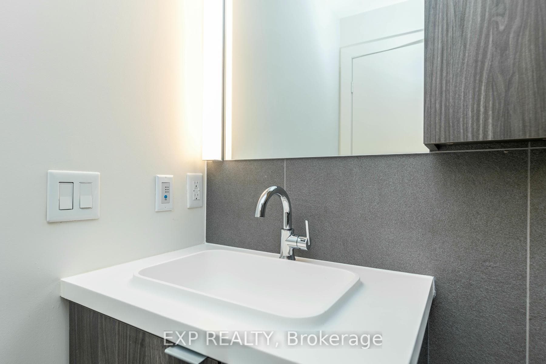 35 Mercer Street Unit 1112 photo 17