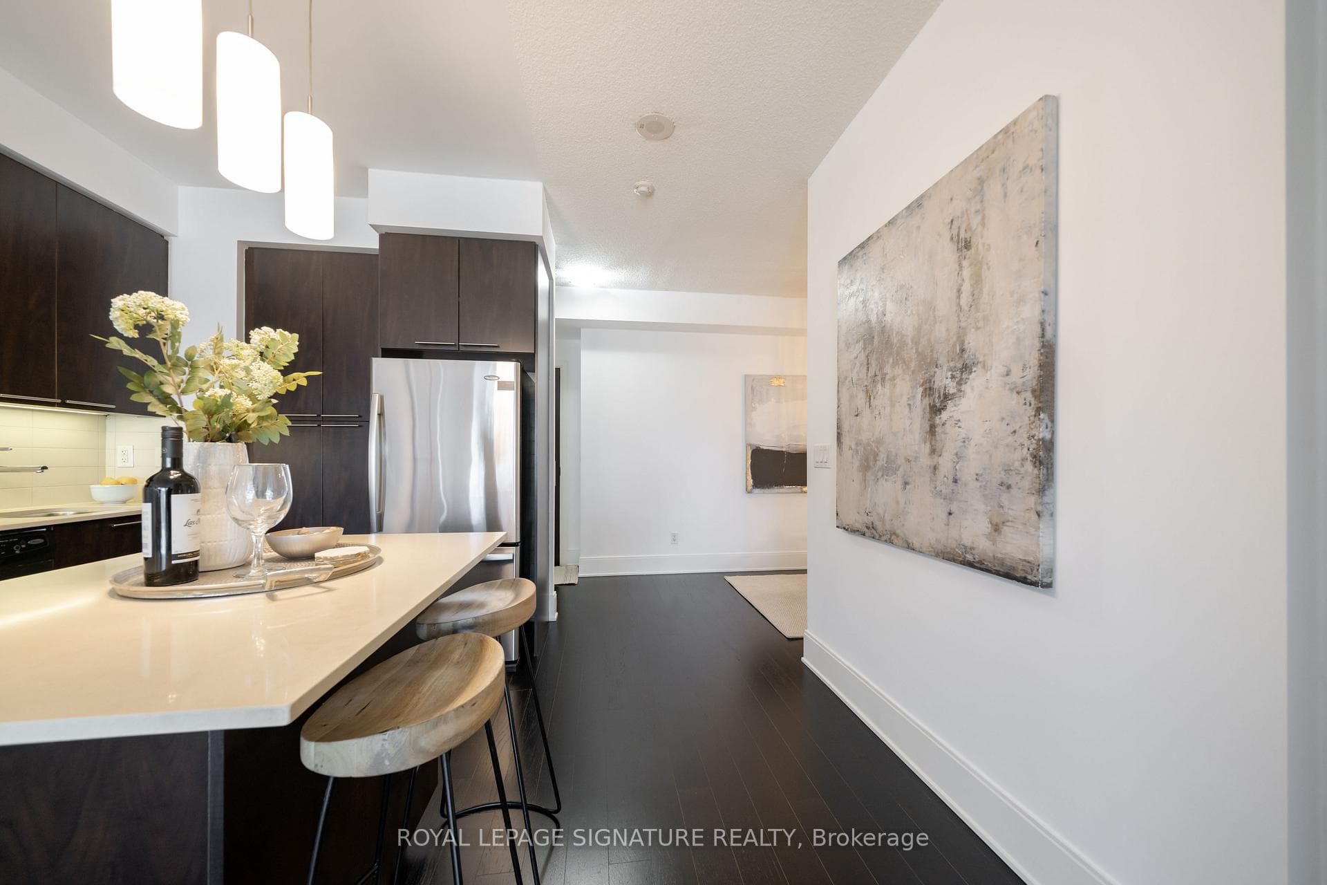 25 Broadway Avenue Unit 1901 photo 8