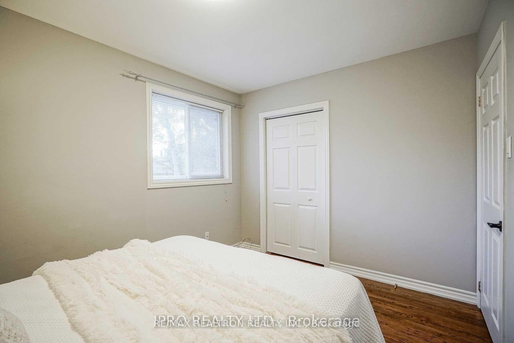 16 Cresthaven Drive photo 19