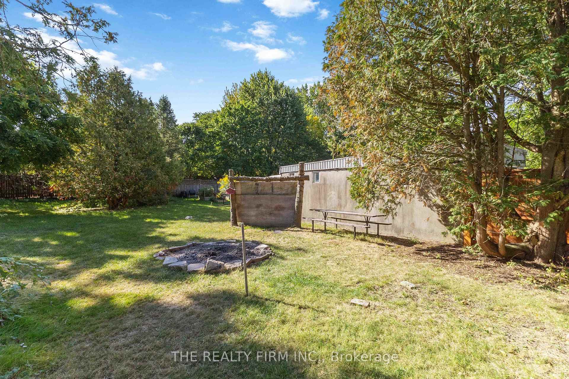147 Princess Street photo 39