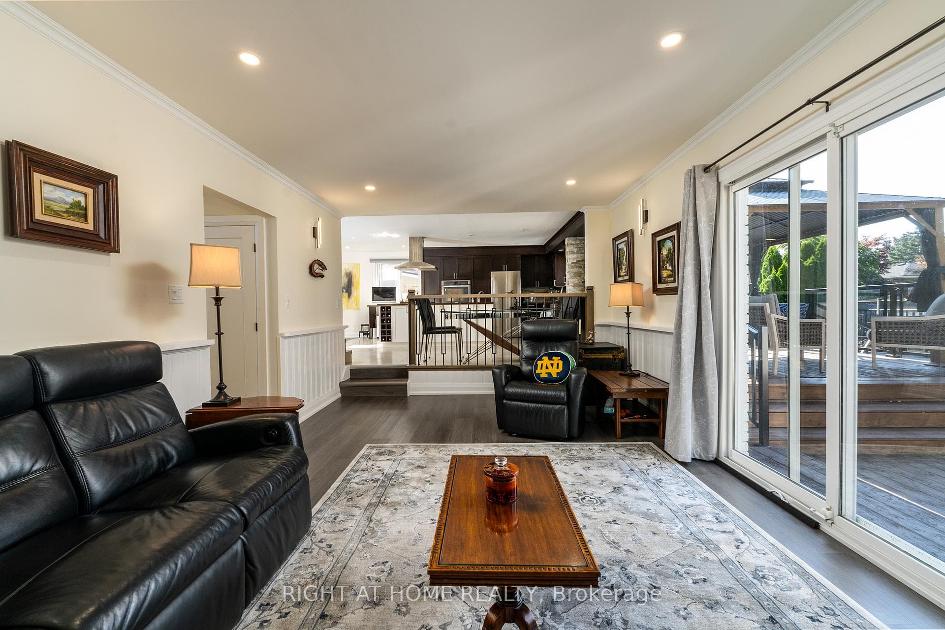 5 Lower Canada Drive photo 25