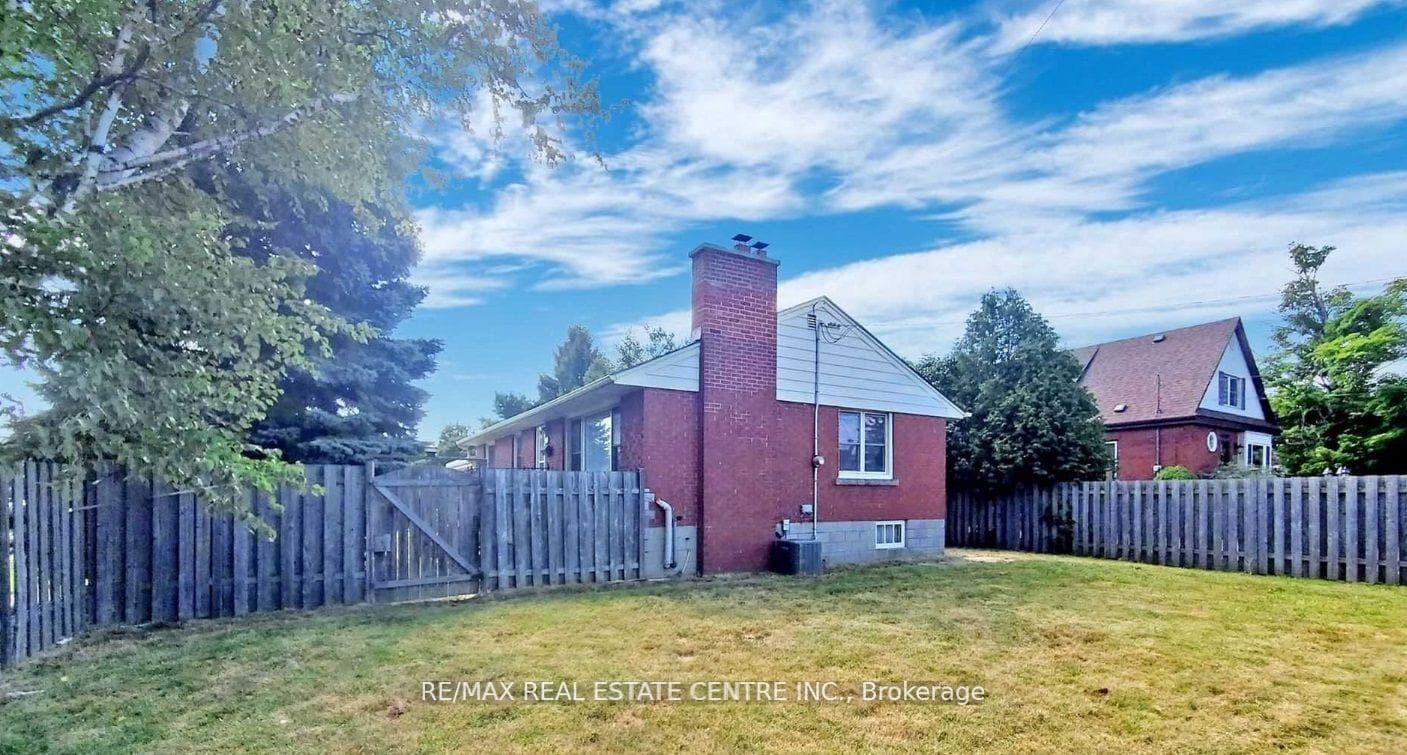 103 Chester Avenue photo 13